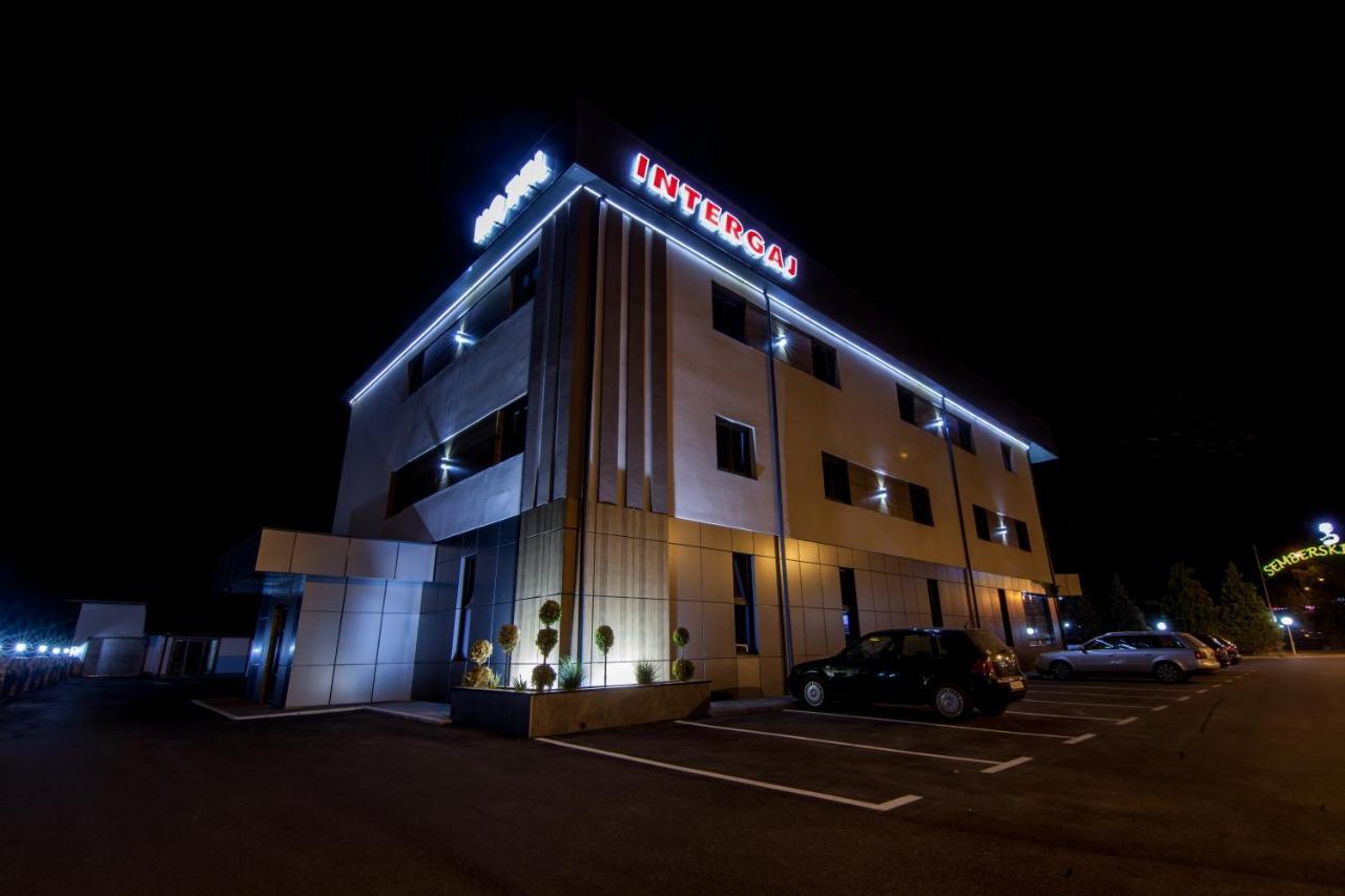 Hotel Intergaj Bijeljina Esterno foto