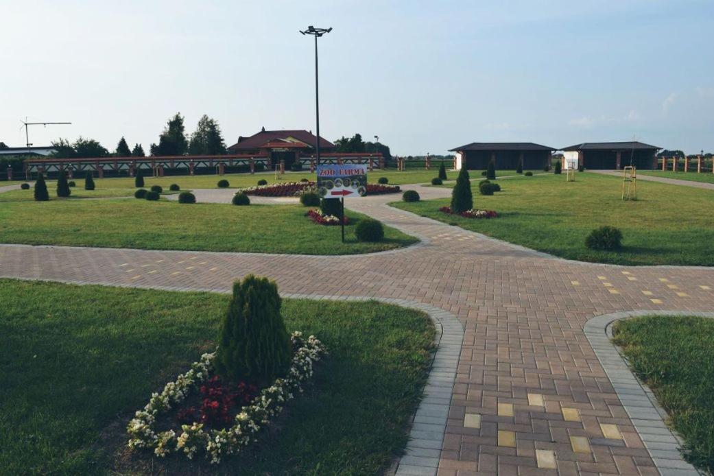 Hotel Intergaj Bijeljina Esterno foto