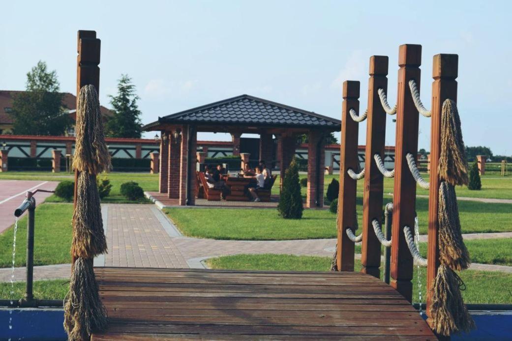 Hotel Intergaj Bijeljina Esterno foto