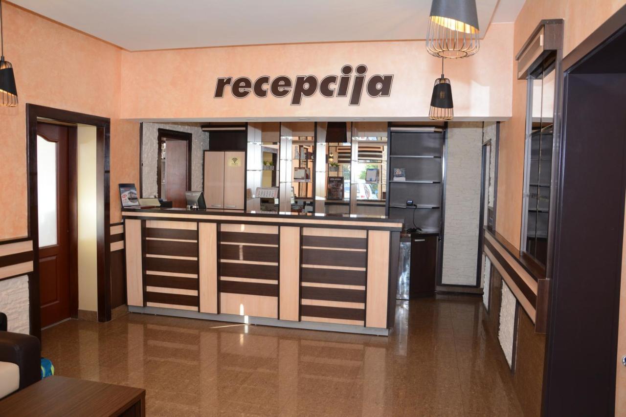 Hotel Intergaj Bijeljina Esterno foto